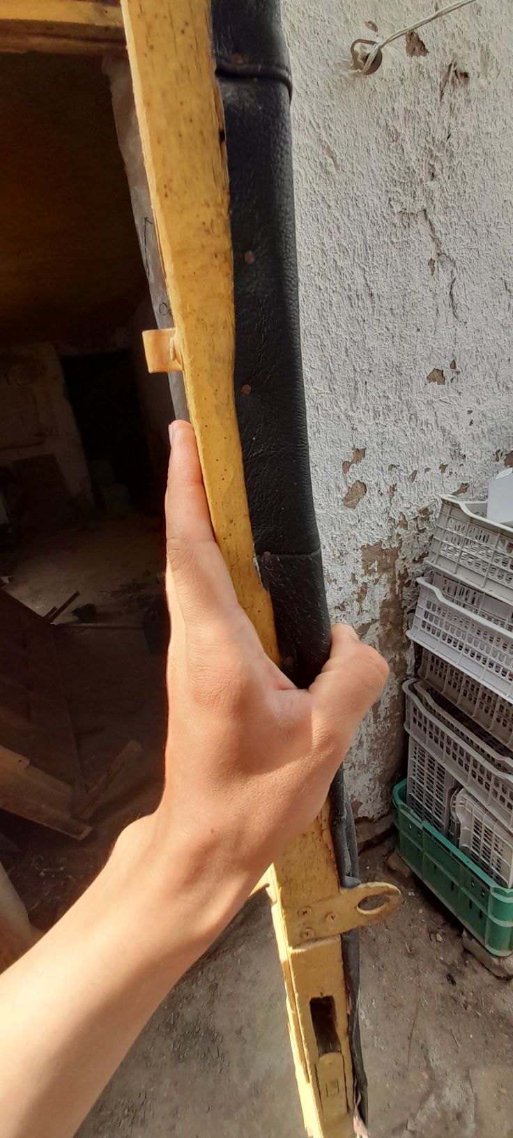 Ешик сотилади ...