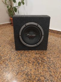 Бас каса Pioneer със стъпало