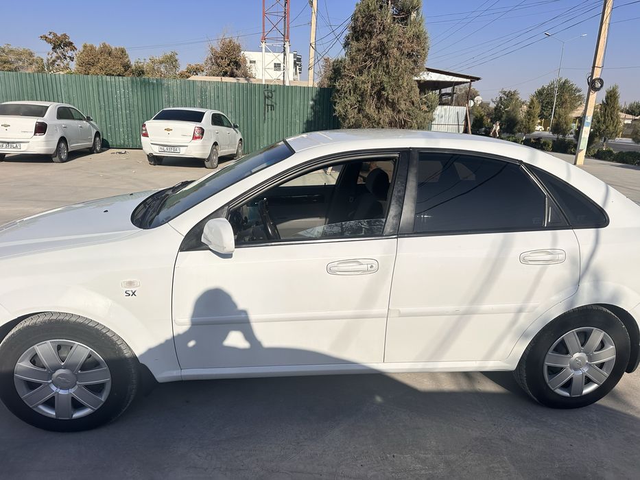 Gentra 1.5 holati yaxshi prabeg toza