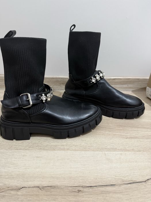 Боти 40 номер черни
