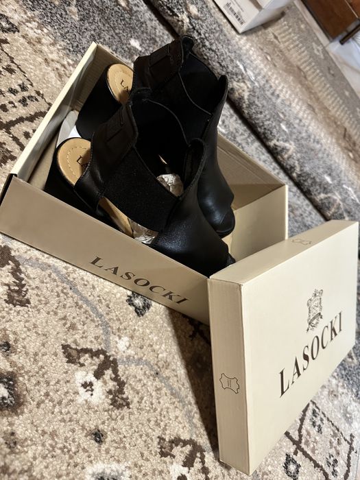 Sandale cu platforma NOI (marimea 37)