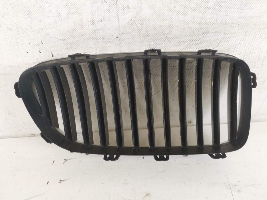 БМВ Серия 5 / BMW Seria 5 [ - ] Оригинална радиаторна решетка (ляв кра