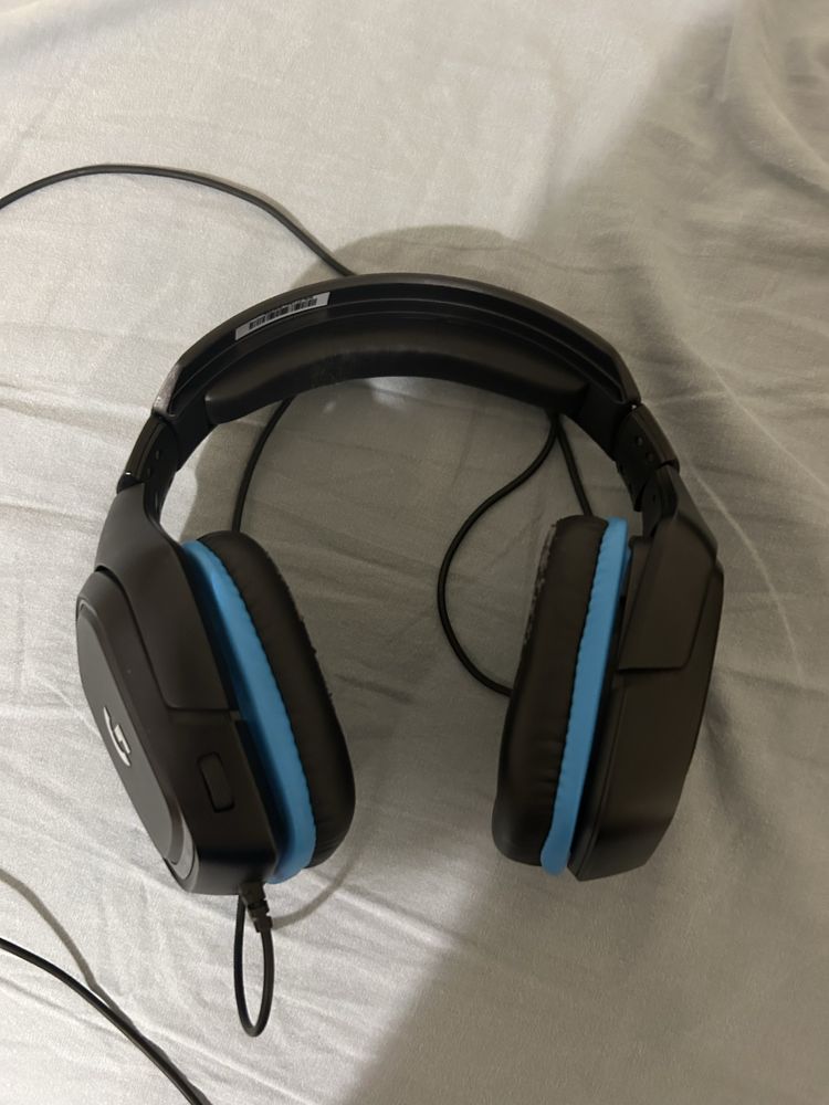Геймърски слушалки Logitech G432
