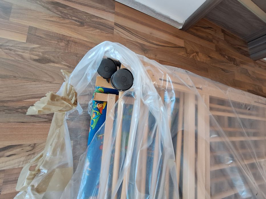 De vânzare pătuț pt copil!