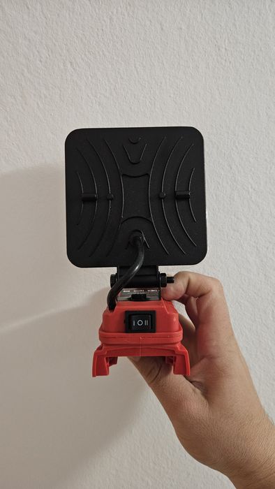 Proiector / Reflector / lampa pt baterii milwaukee