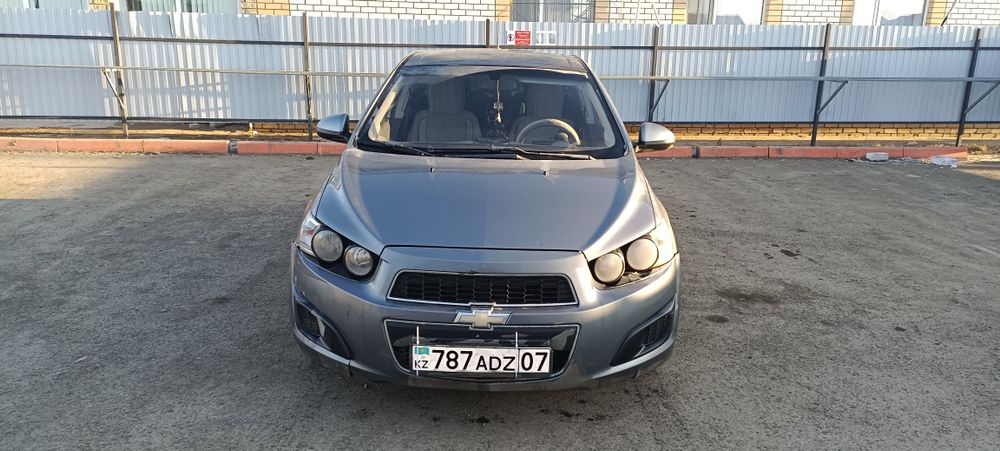 Продам машину Chevrolet Aveo T300