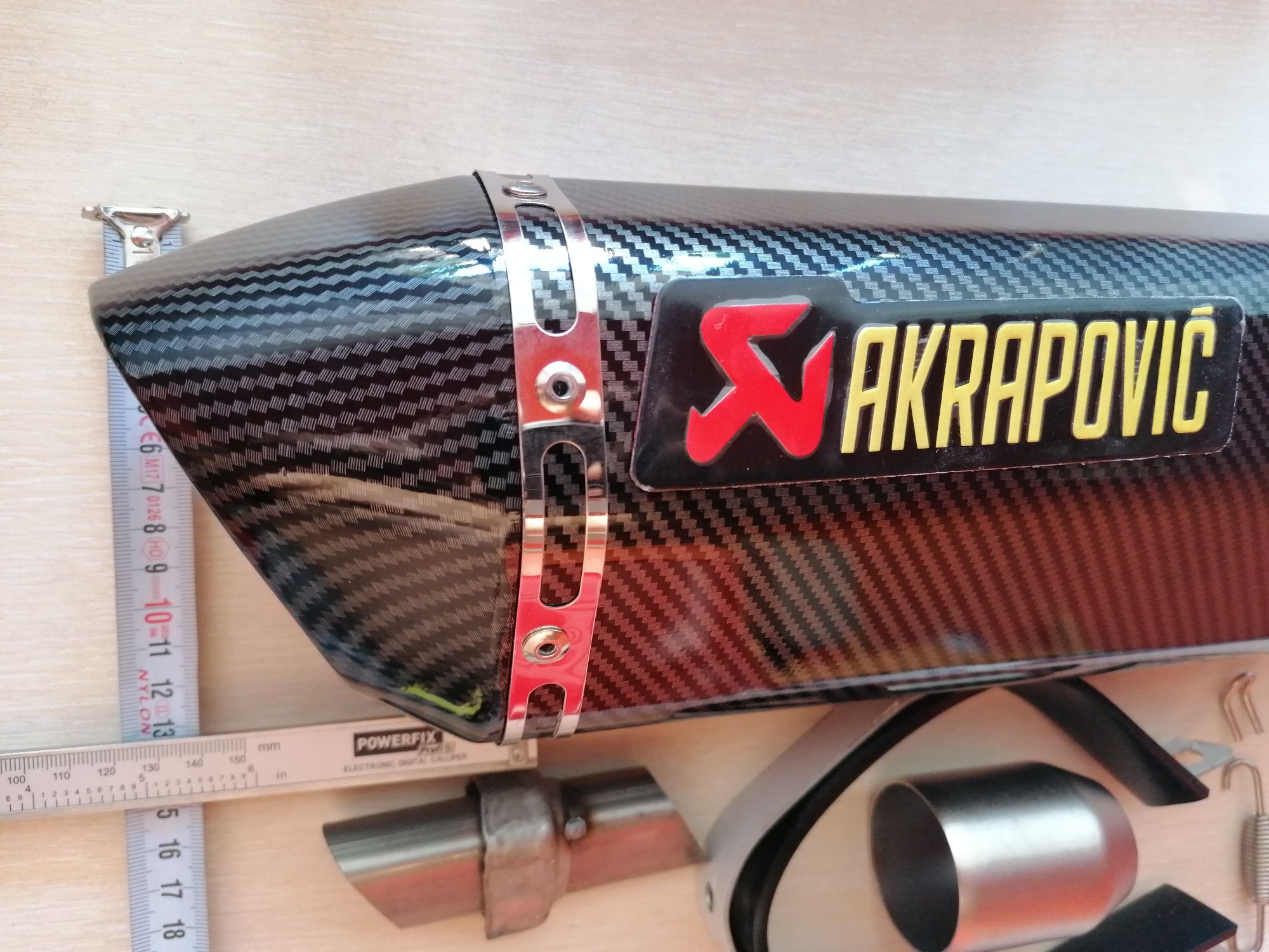 Ауспух за мотор Akrapovic 47см. Генерация.