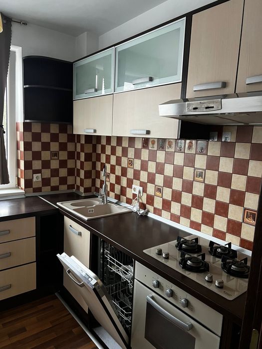 Inchiriez apartament 2 camere ultracentral