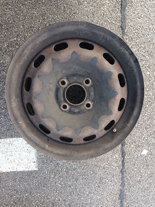 Vând jante Ford Fiesta R15