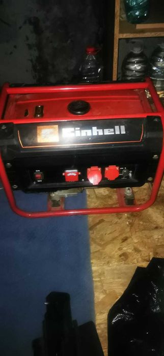 Închiriere macara motoare, generator 2.4 kW și picamer beton