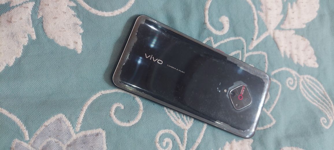 Продаётся vivo v17