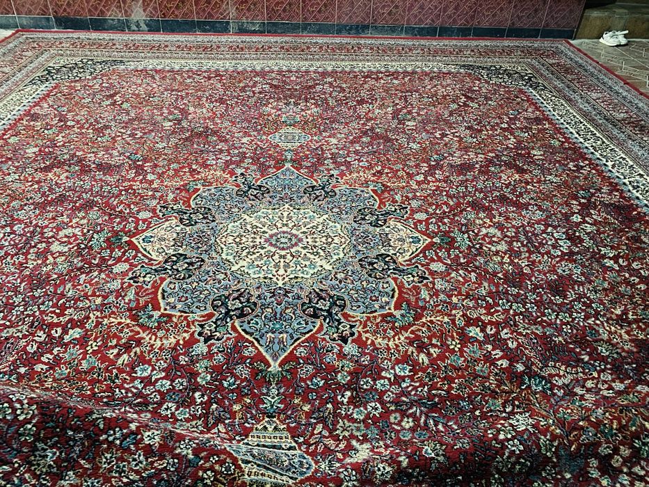 Turkiyani Gilami Holati Zor Kelib Bemalol korib olorasila 4/5 gilam