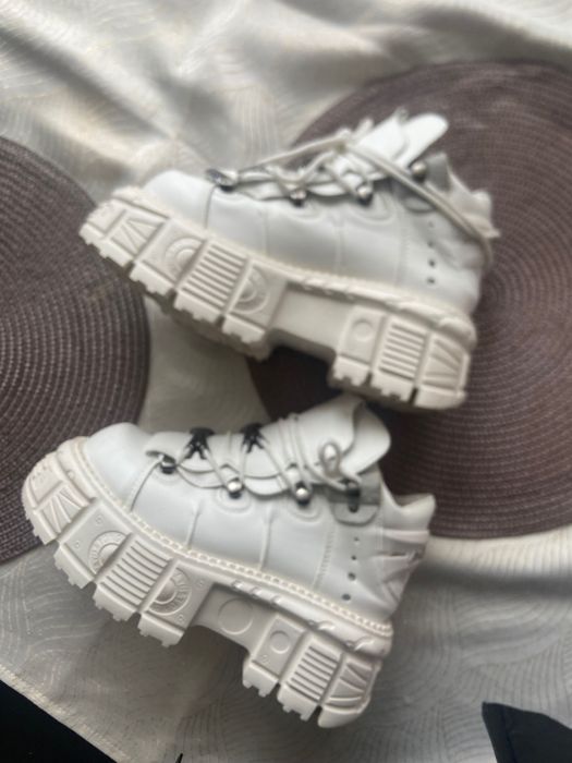 New Rock White 37-38