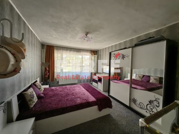 Продава се Тристаен апартамент в Бургас, Изгрев - 87 кв.м за 1552 €/кв.м - Снимка #3