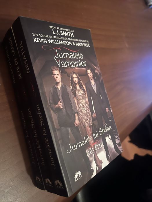 Carti Jurnalele Vampirilor