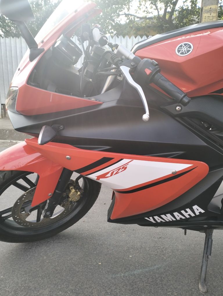 Yamaha R 125,2010,3000 €