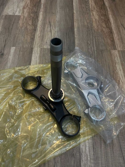 Honda CBR650r Jug complet + manere