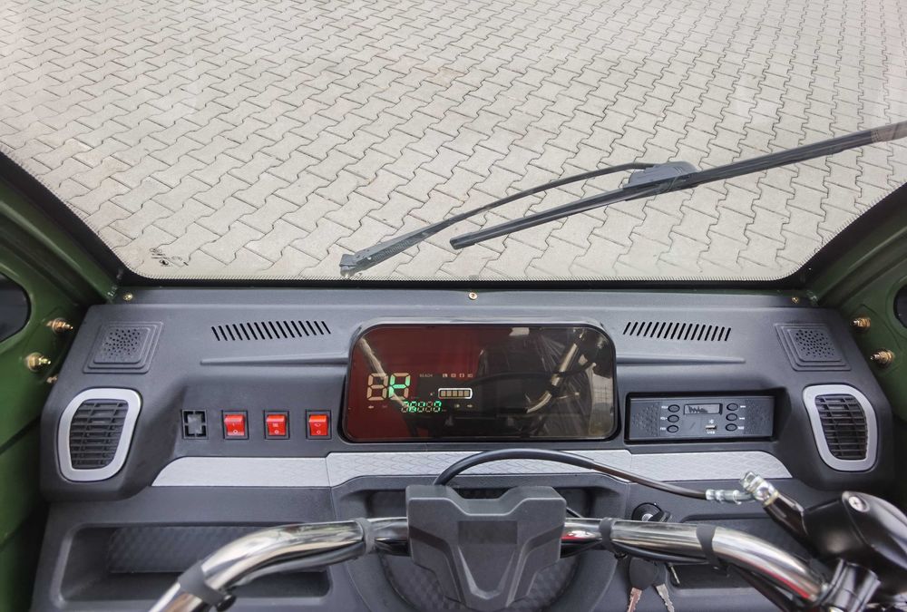Triciclu electric MAX-PRO Breckner Germany cabina inchisa Agramix