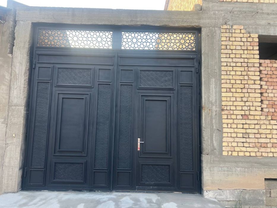 10,44 sotiq yerlik xovli sotiladi