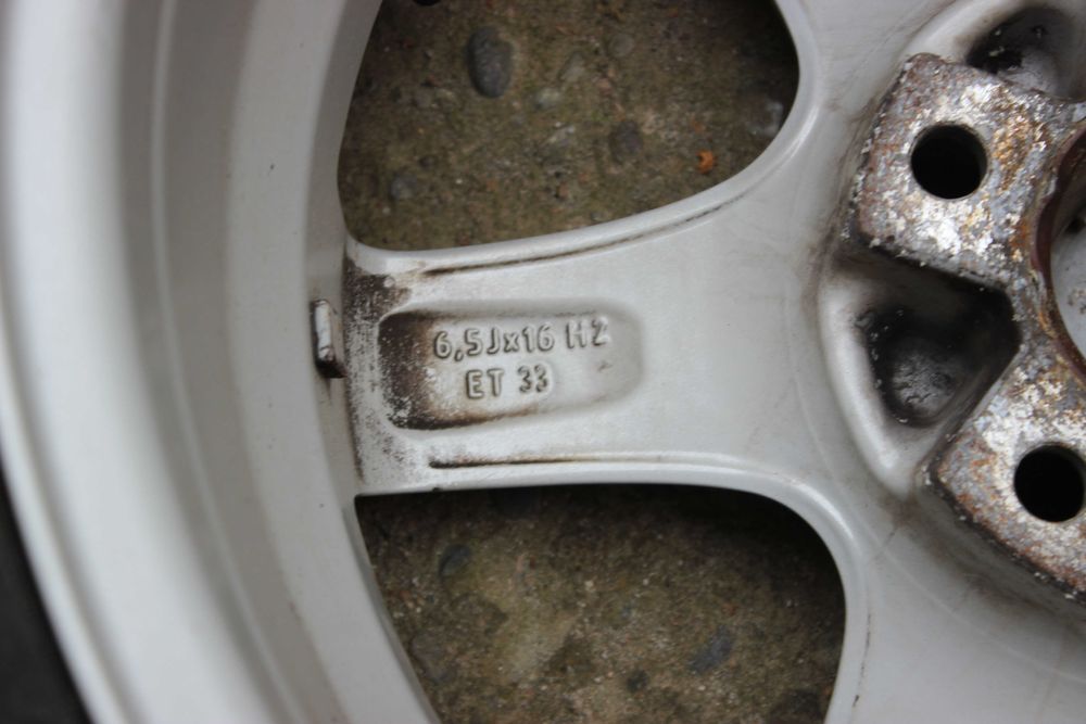 Vind 4 Jante aliaj cu Cauciucuri Dunlop - Hyundai IX35