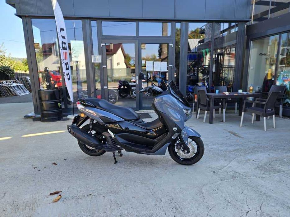 Yamaha NMax 125 model 2023-se conduce cu B-rulat 4277 km