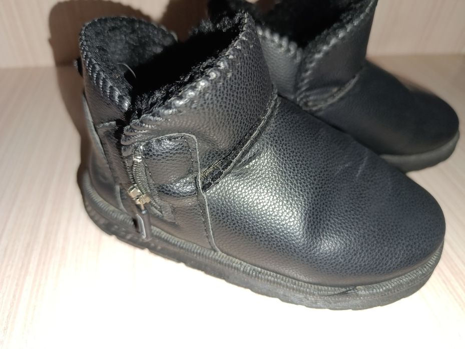 Детские теплые угги