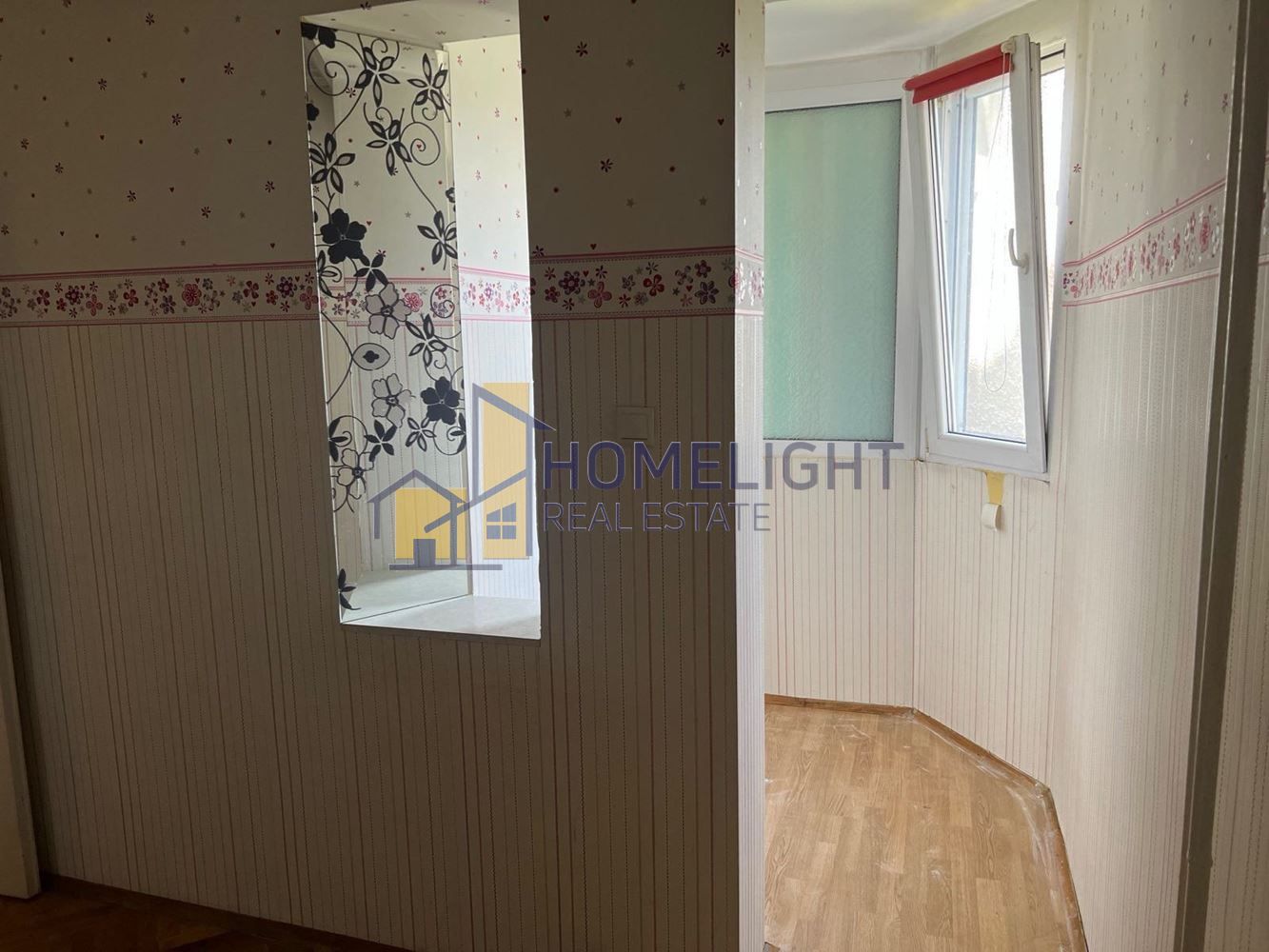 Тристаен апартамент в кв. Зона Б-18