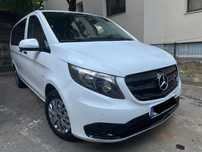 Inchiriez Mercedes Vito VIP