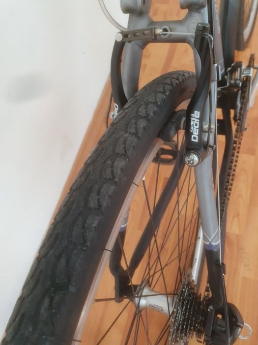 Bicicleta 28 usoara 8kg