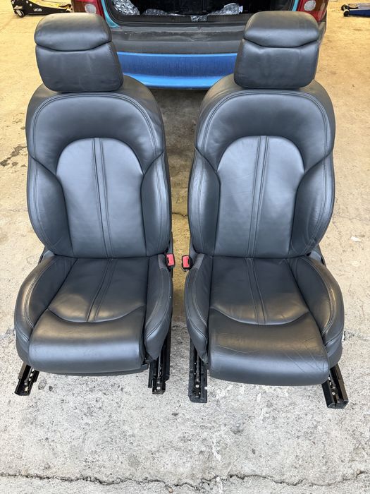 Седалки за Audi A8 D4