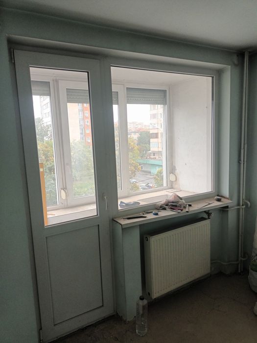 Vând usa+geam termopan!