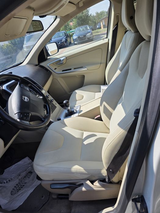 Volvo xc60 an 2010 motor 2,4 d  4x4 posibilitatea rate trasp .gratuit