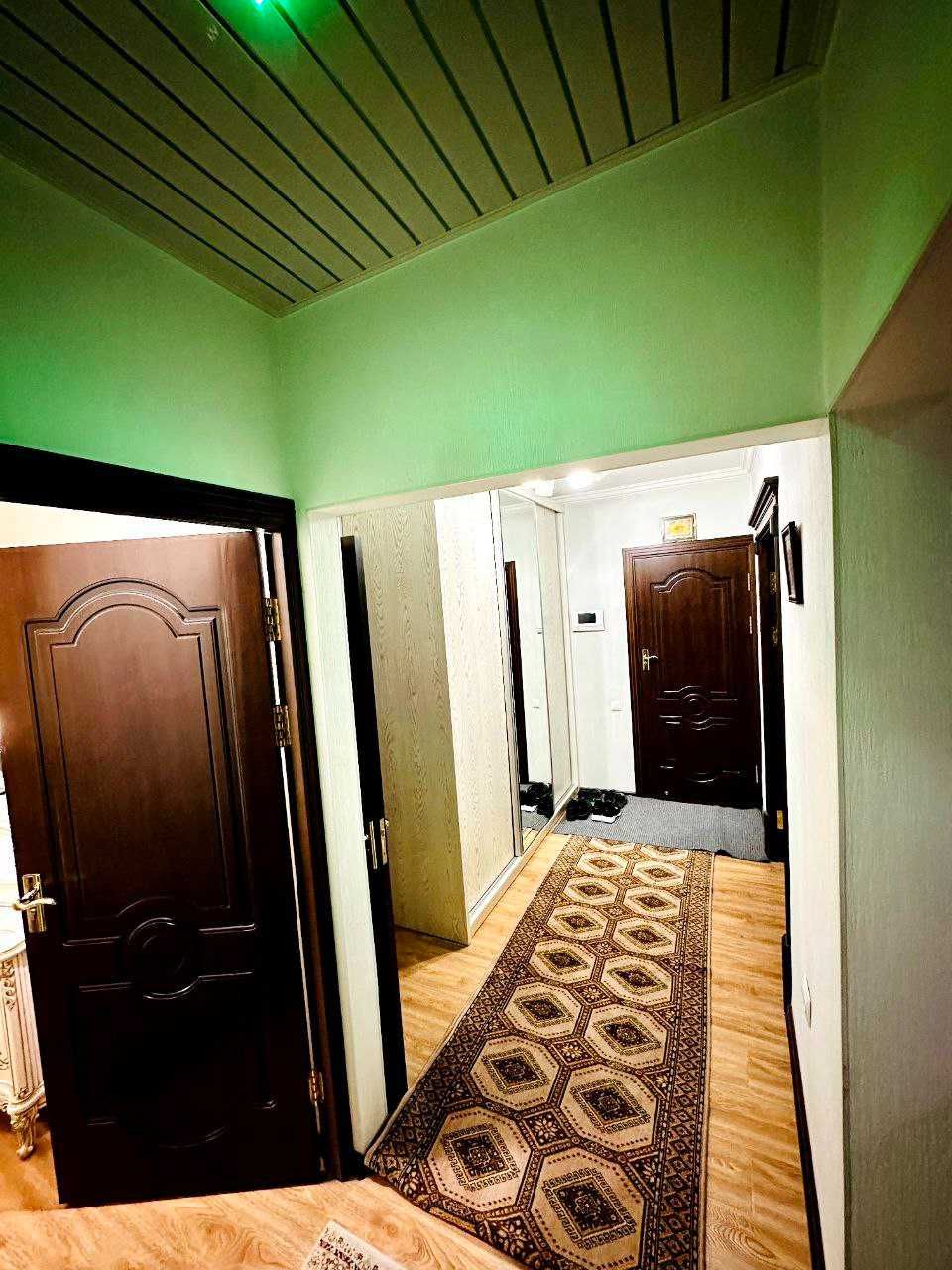 СРОЧНО продажа 5/1/5 Юнусабад 14кв, сзади Самары, 120м2