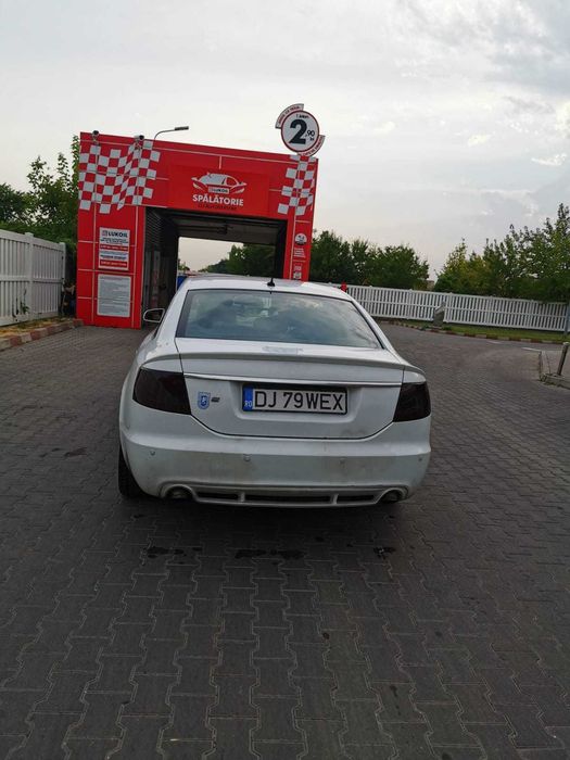 Vând Mașina audi A6