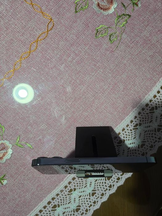 Vând iphone 13 pro max 512