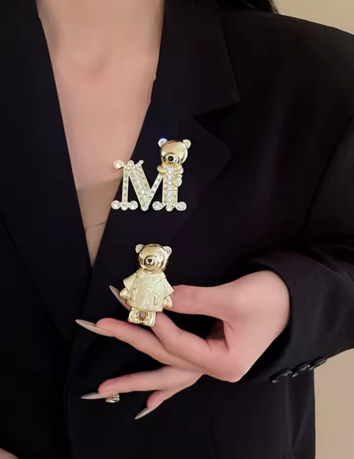 *MaxMara* брошки
