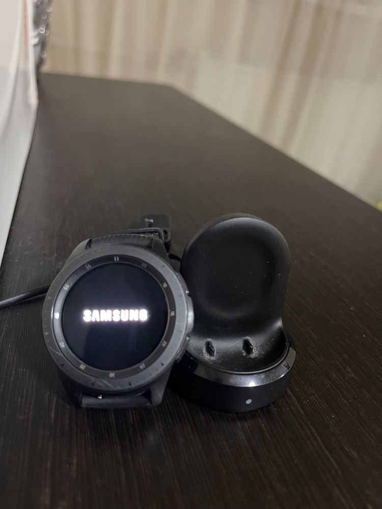Смартчасы Samsung Galaxy Watch