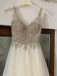 Rochie de mireasa La Novia, cu trena si voal