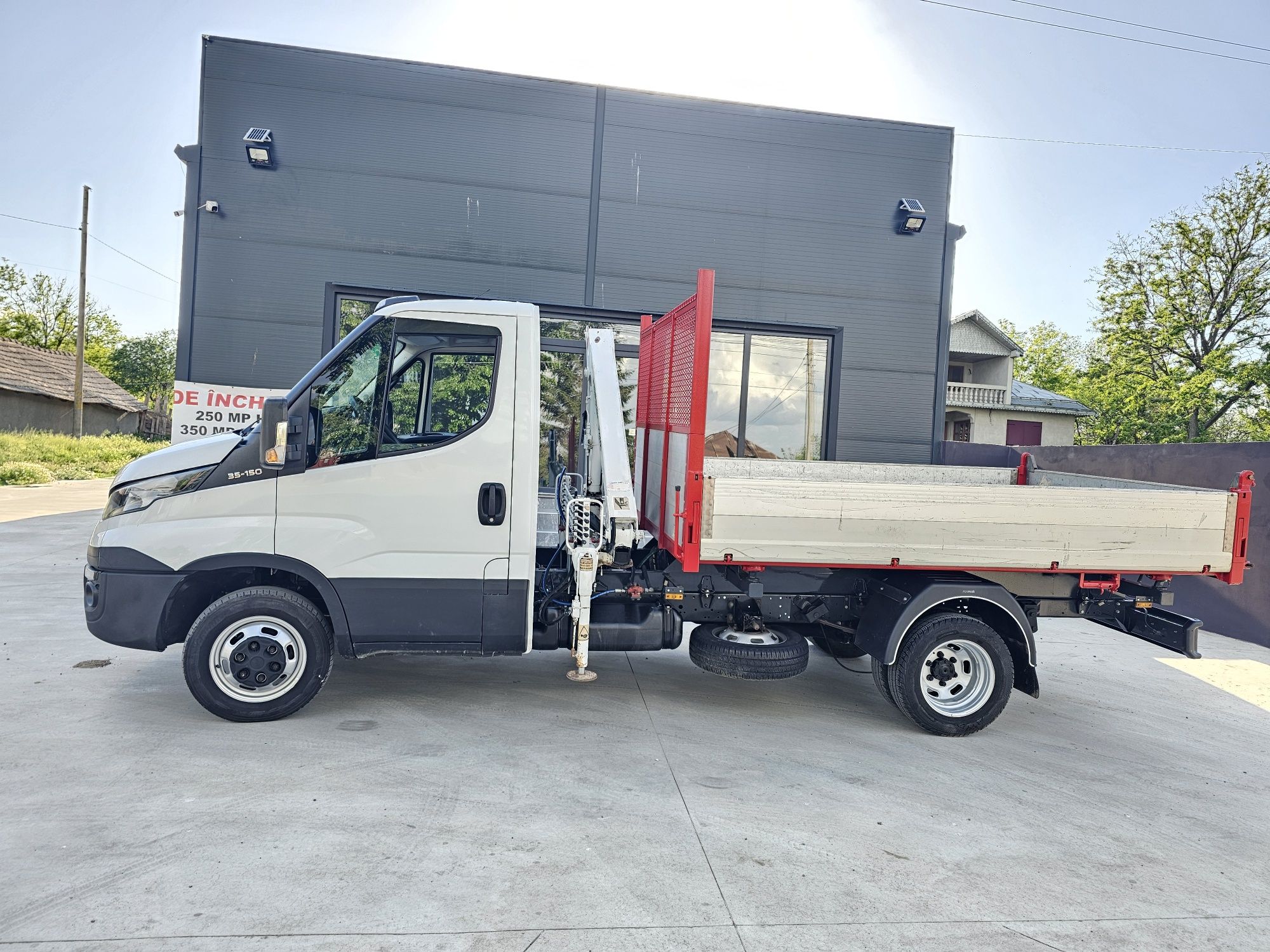 Iveco daily 35c15 Basculabil cu Macara!