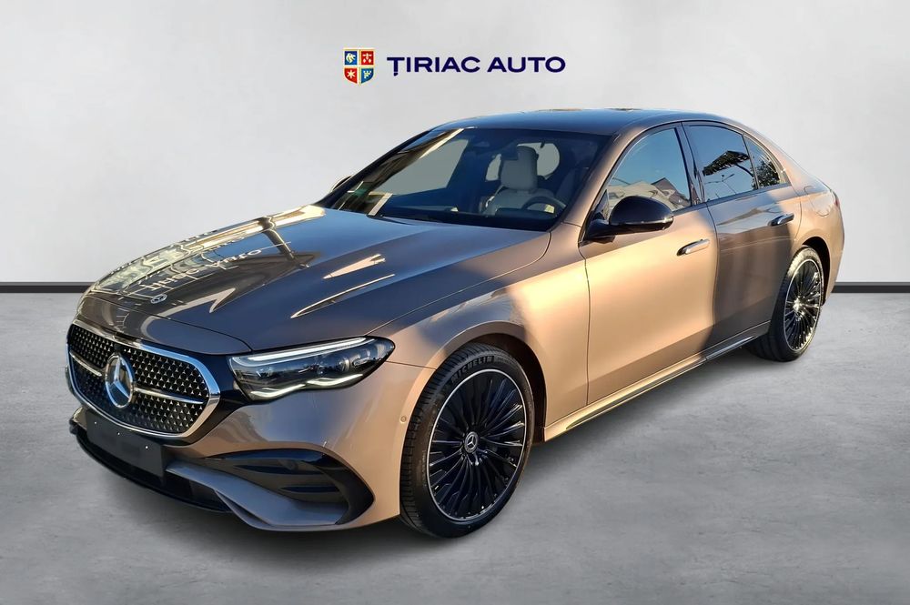 Mercedes-Benz E E 300 e 4MATIC Limuzina cu tehnologie EQ hybrid