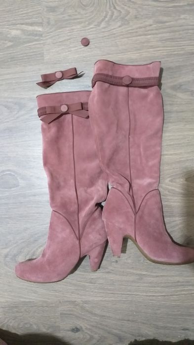 Cizme piele întoarsă nabuc brand Fornarina