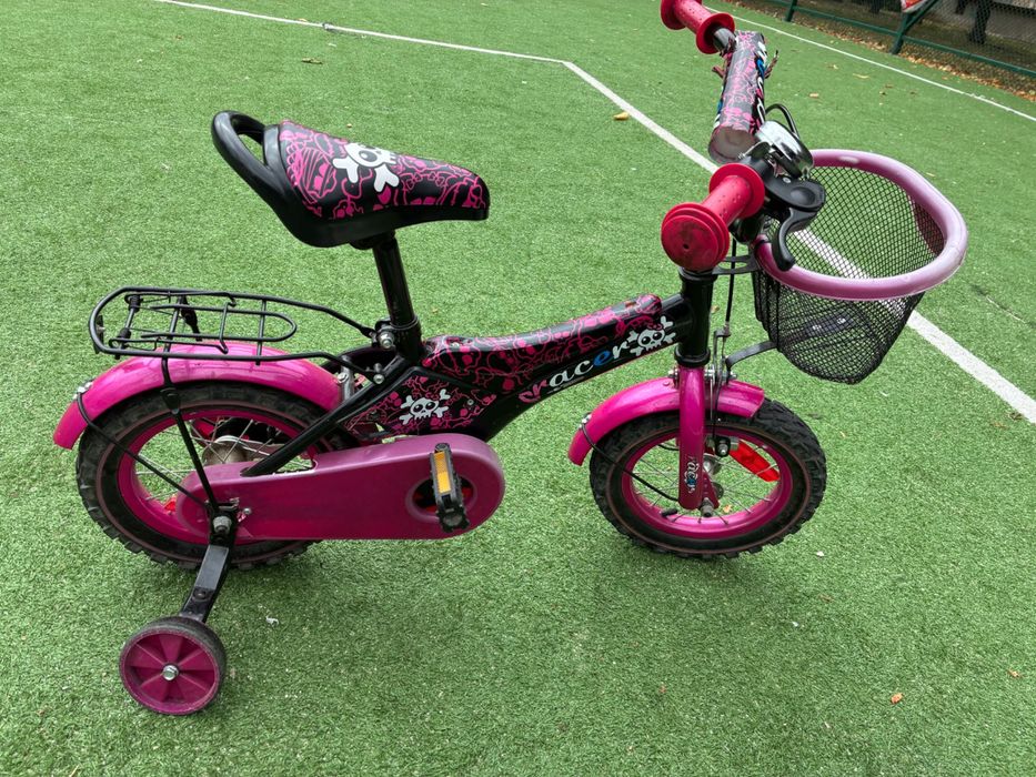 Детко колело момиче