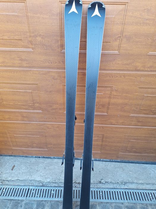 Atomic G9 redster