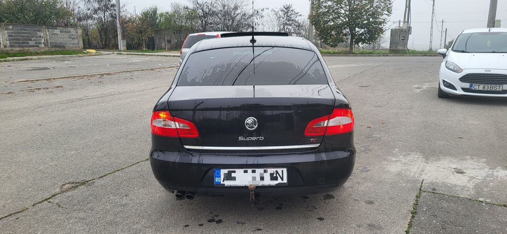 Skoda Superb II DSG/Navi/Trapă/Xenon