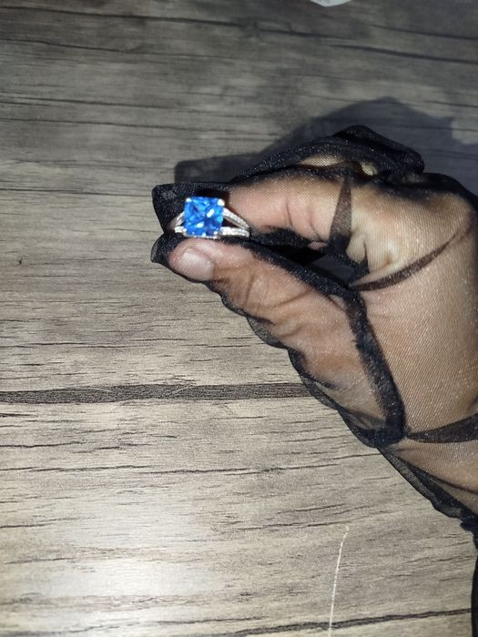 KUMUSH UZUK ( 925 proba) СЕРЕБРЯНОЕ КОЛЬЦО (проба 925)