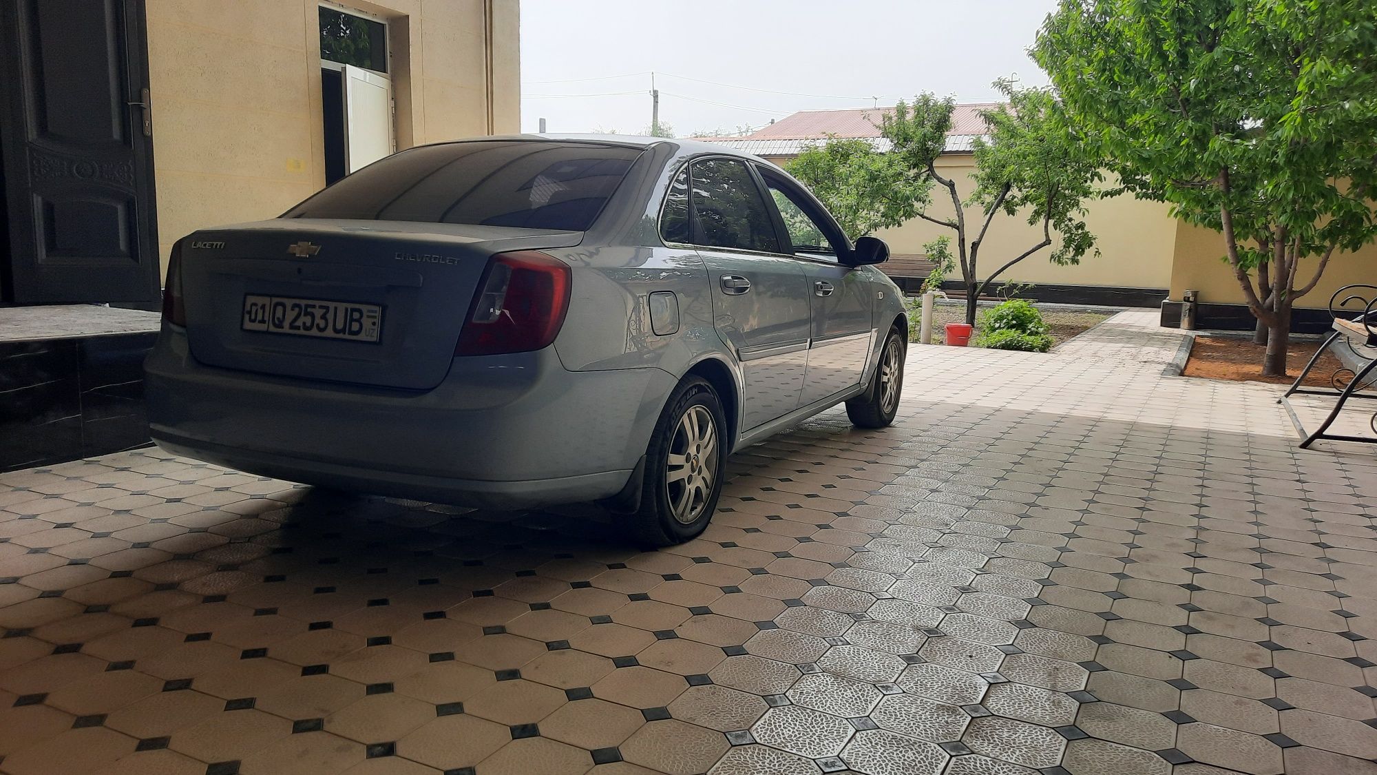 Chevrolet Lasetti 2010 Legenda 1.8