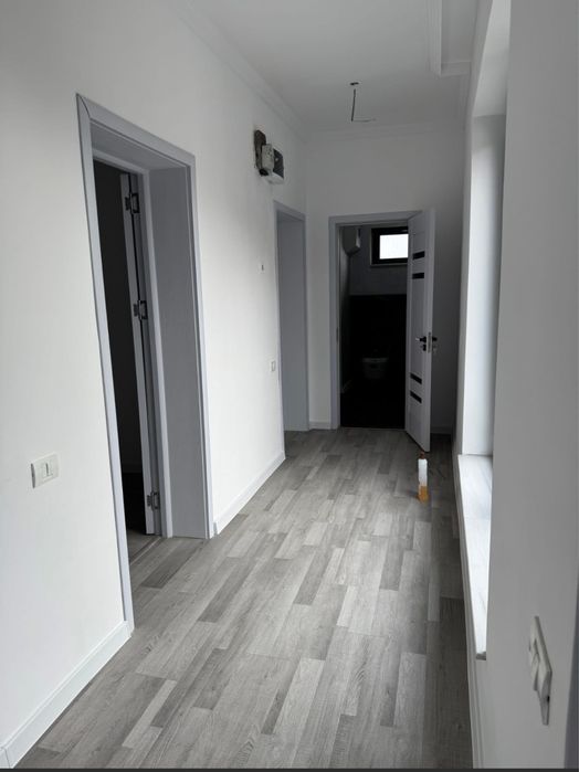 Casă de închiriat – ideală pentru birouri sau locuință