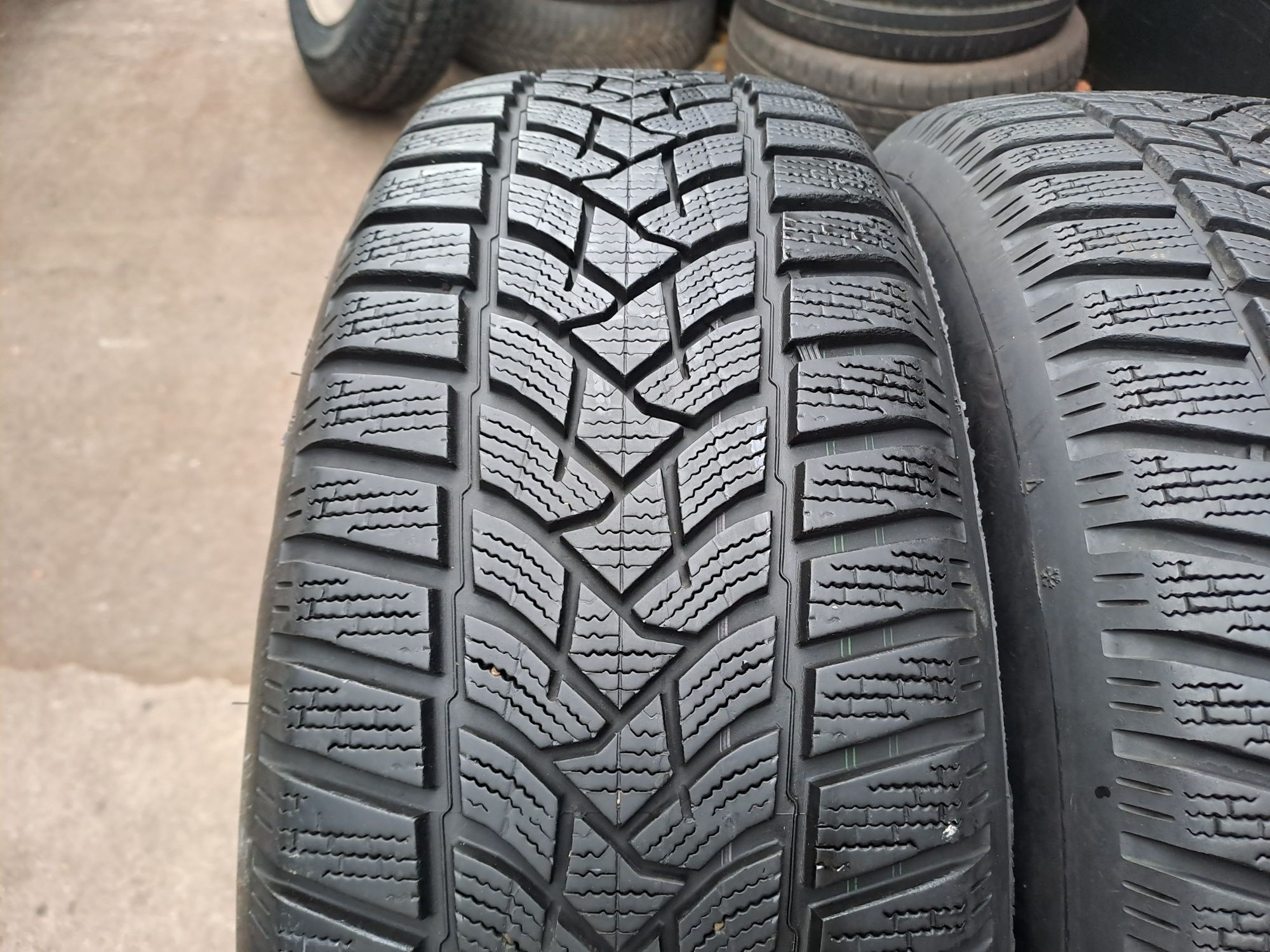 4бр. 7mm 215/65/16 Dunlop Wintet Sport 5
