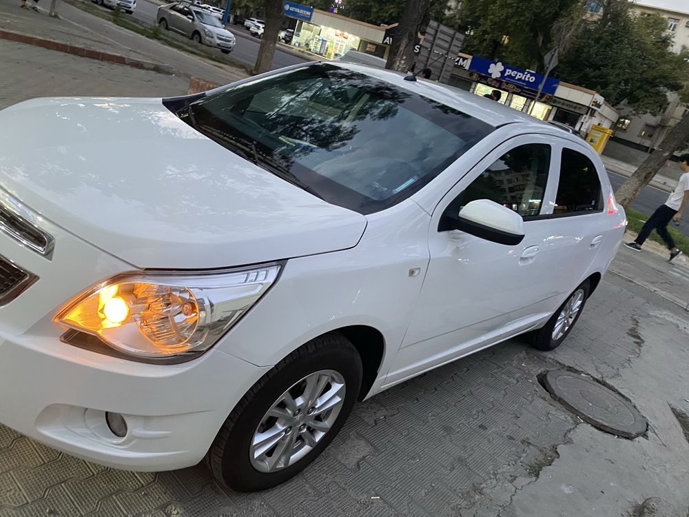 Cobalt Chevrolet yangi