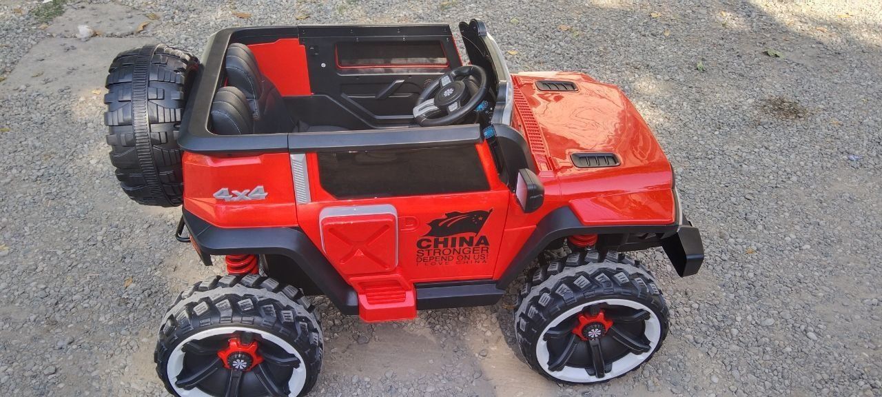 детский машина 4×4